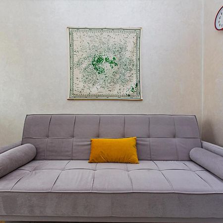 2 Room Apartment In The Center الماتي المظهر الخارجي الصورة