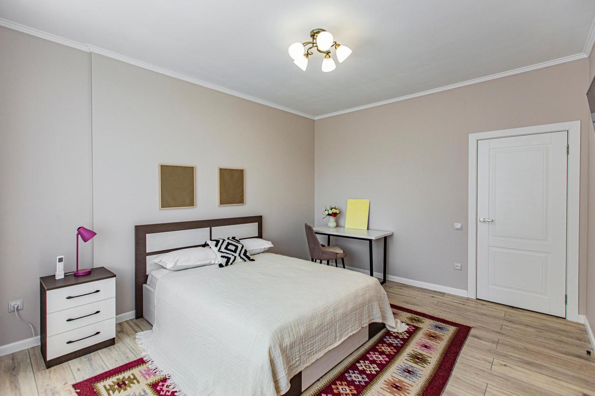 2 Room Apartment In The Center الماتي المظهر الخارجي الصورة