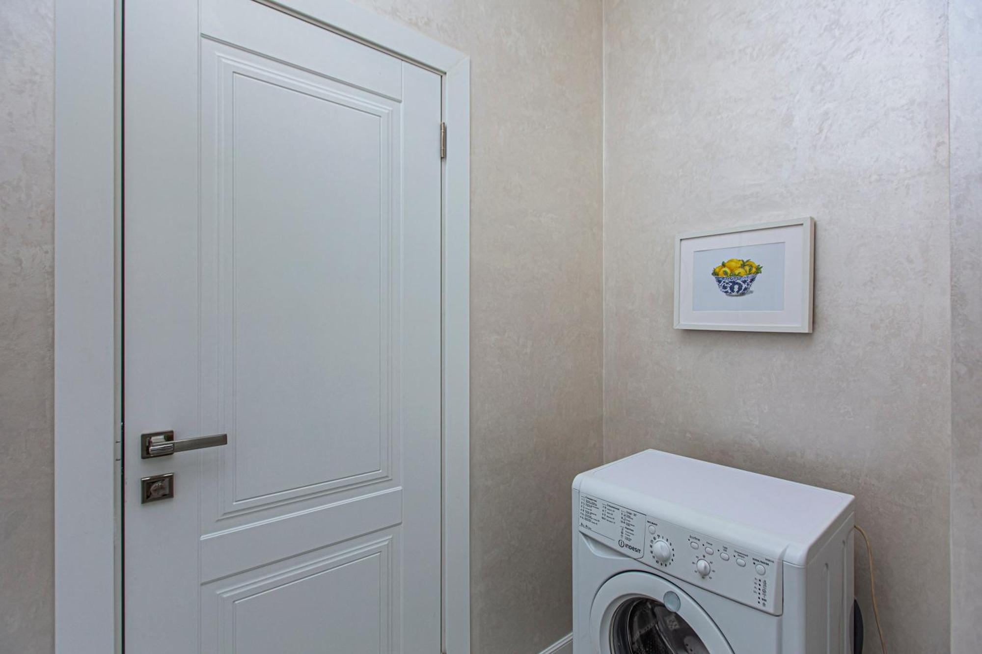 2 Room Apartment In The Center الماتي المظهر الخارجي الصورة